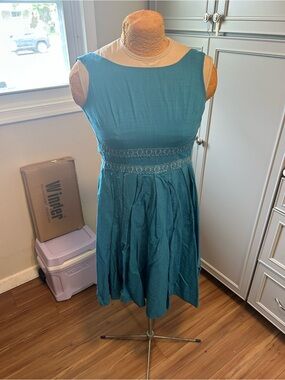 Vintage 1950s Classic Blue Sleeveless Fit-and-Flare Dress Size Small